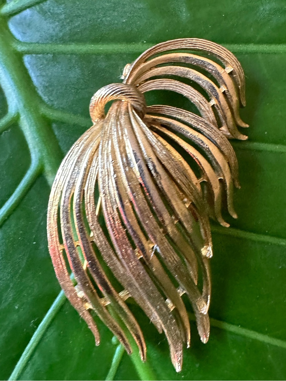 Gold Leaf-Style Lisner Statement Brooch